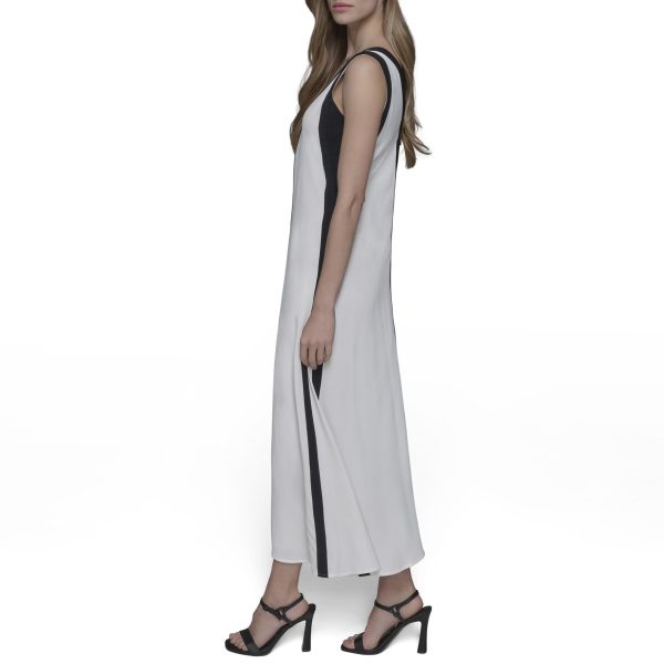 Women's Sleeveless V-Neck Two Toned Flowy Maxi Dress