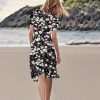 Sexy Dresses for Women Date Night V Neck Boho Knee Length Summer 2025 Tie Dye Floral Short Sleeve Short Skirt